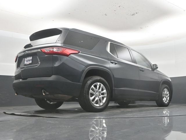 Used 2021 Chevrolet Traverse LT w/ LPO, Blackout Package FWD image 52