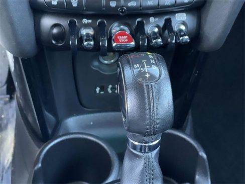 Used 2018 MINI Cooper S image 16