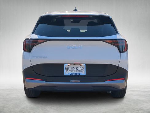 New 2026 Kia Sportage LX w/ LX Convenience Package image 4