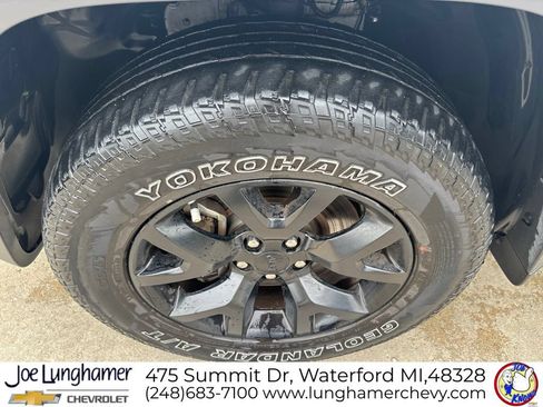 Used 2016 Jeep Cherokee Trailhawk w/ Comfort/Convenience Group AWD/4WD image 10