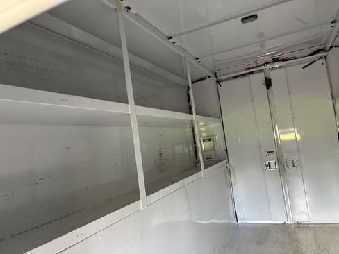 Used 2025 Chevrolet Express 3500 w/ Power Convenience Package RWD image 17