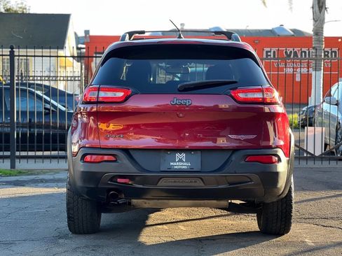 Used 2015 Jeep Cherokee Trailhawk w/ Leather Interior Group image 5