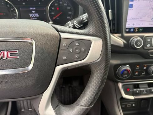Used 2023 GMC Terrain SLE w/ Driver Convenience Package FWD image 34