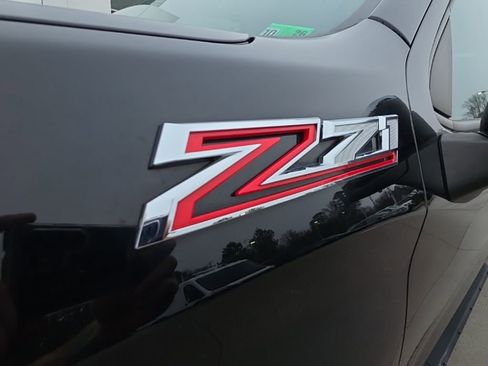 Used 2020 Chevrolet Silverado 1500 LT w/ All-Star Edition image 10