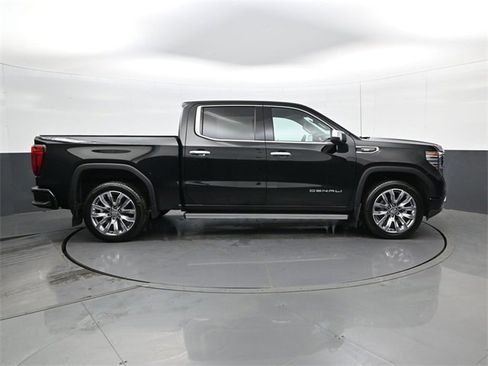 Used 2025 GMC Sierra 1500 Denali w/ Denali Reserve Package image 4