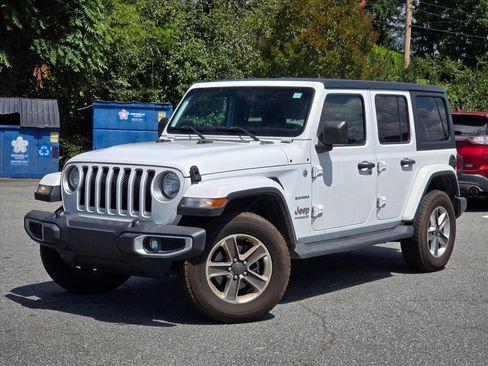 Used 2021 Jeep Wrangler Unlimited Sahara AWD/4WD image 2
