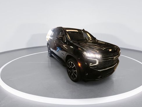 Used 2022 Chevrolet Tahoe RST w/ Sport Performance Package image 2