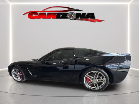 Used 2007 Chevrolet Corvette Coupe w/ Preferred Equipment Group RWD image 10