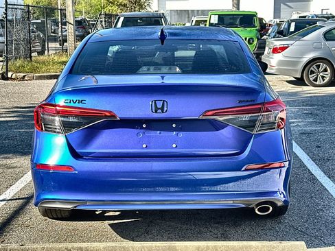 Used 2023 Honda Civic Sport image 7
