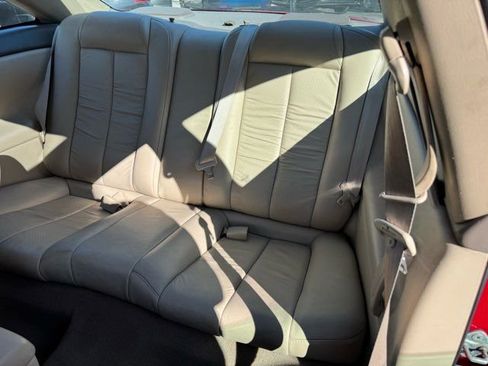 Used 2000 Toyota Solara SE image 17