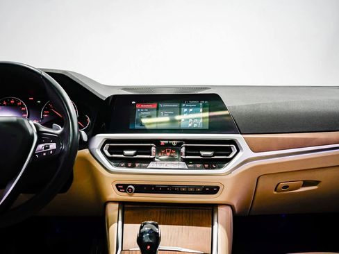 Used 2020 BMW 330i Sedan w/ Convenience Package image 13