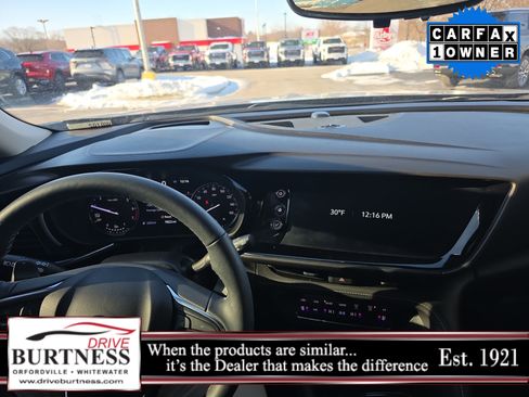 Certified 2023 Buick Envision Avenir image 5