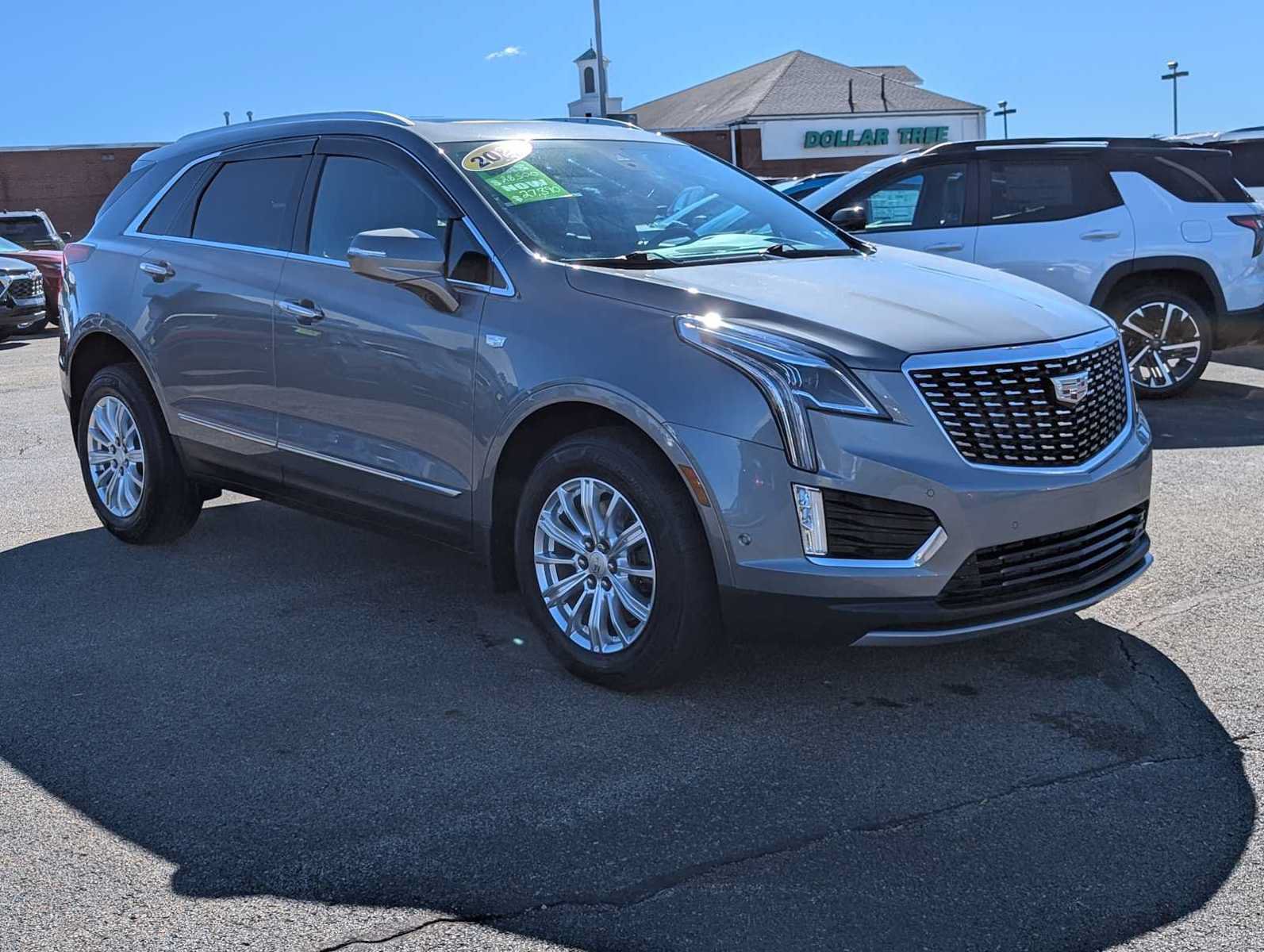 Certified 2021 Cadillac XT5 Premium Luxury AWD/4WD image 6