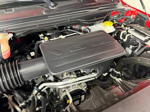 Used 2025 RAM 1500 Big Horn AWD/4WD image 34