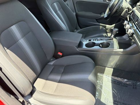 Used 2023 Honda Civic Sport image 22
