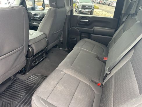 Used 2022 Chevrolet Silverado 2500 Custom w/ Custom Convenience Package AWD/4WD image 18