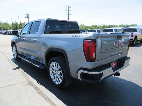 Certified 2023 GMC Sierra 1500 SLT w/ SLT Premium Plus Package AWD/4WD image 9