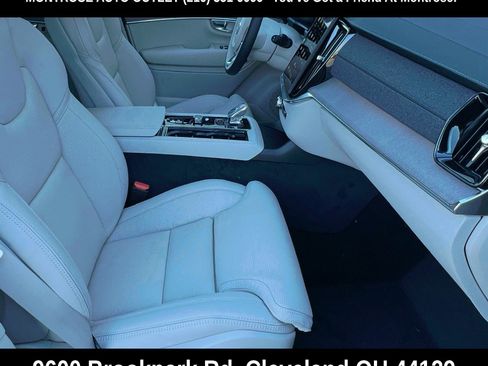 New 2026 Volvo XC90 B6 Ultra image 18