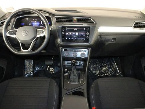 Used 2024 Volkswagen Tiguan S image 28