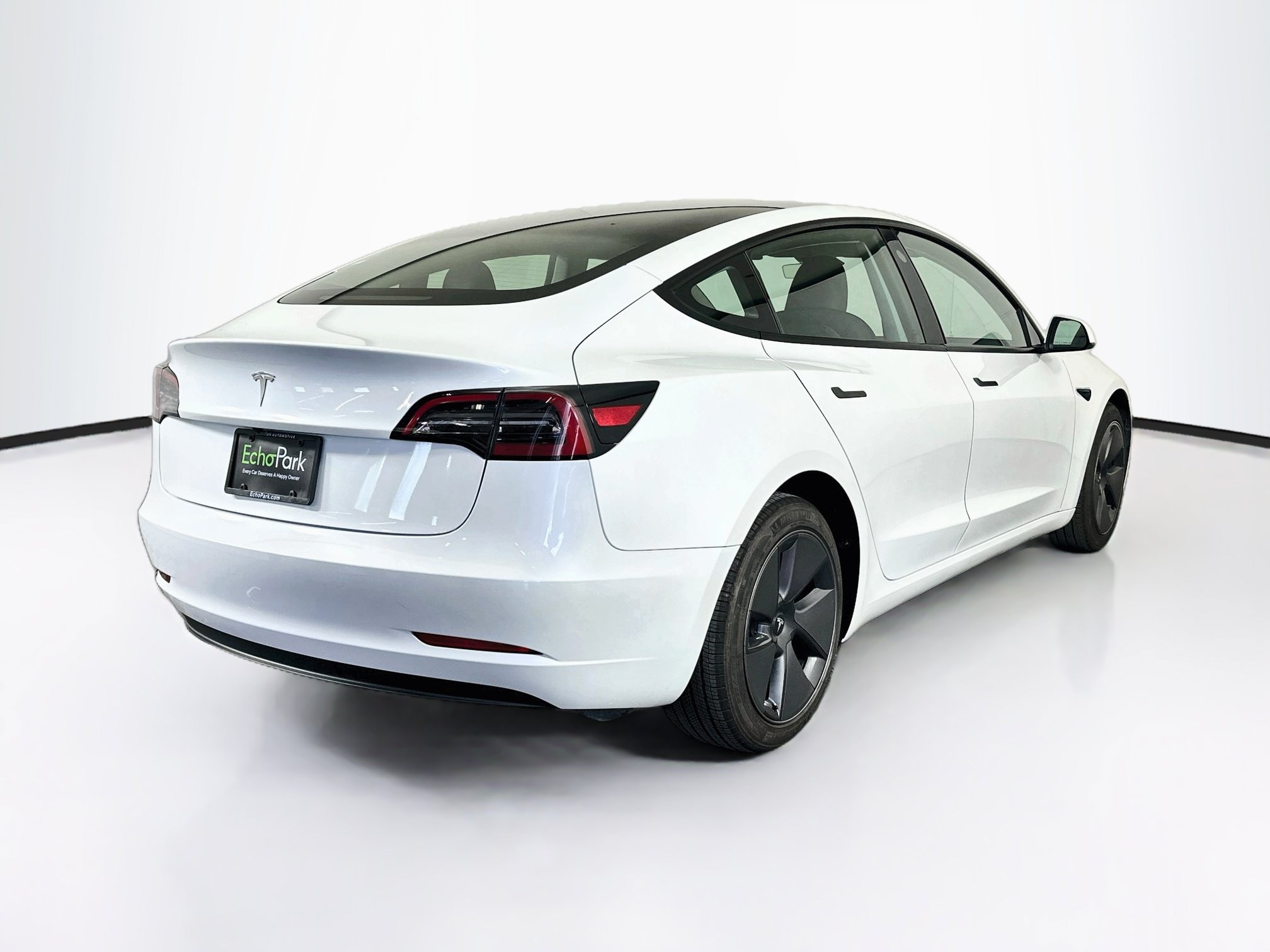 Used 2023 Tesla Model 3 Standard Range RWD image 9