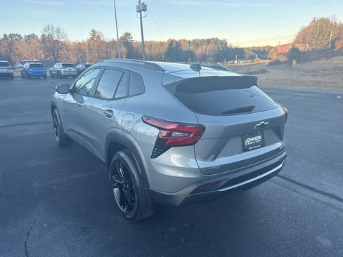 New 2026 Chevrolet Trax ACTIV w/ Sunroof Package image 5