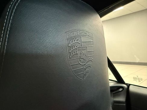 Used 2005 Porsche 911 Carrera RWD image 23