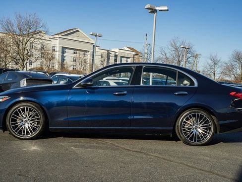 Used 2023 Mercedes-Benz C 300 4MATIC Sedan image 4