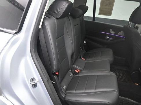 Used 2026 Mercedes-Benz GLS 450 4MATIC image 28