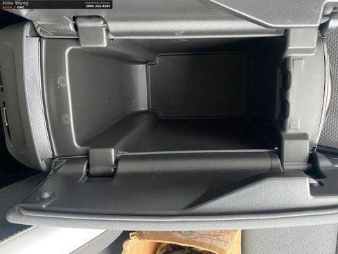 New 2026 Buick Envision Sport Touring image 25