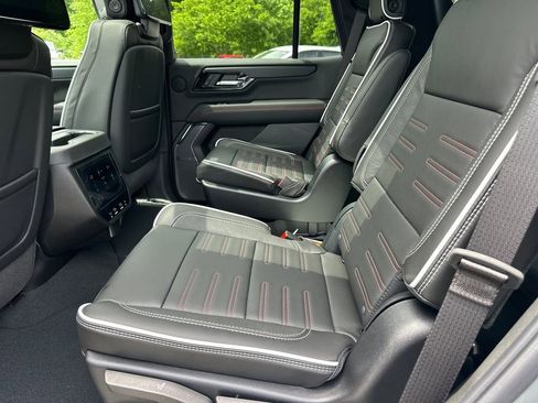 New 2026 GMC Yukon AT4 Ultimate AWD/4WD image 21