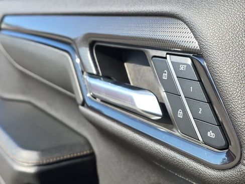 Used 2024 GMC Sierra 1500 AT4 w/ Technology Package image 25