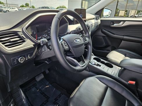 Used 2022 Ford Escape SEL AWD/4WD image 15