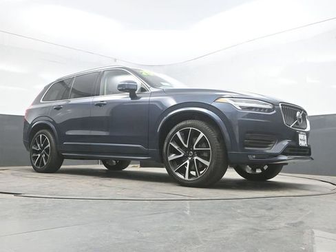 Used 2020 Volvo XC90 T6 Momentum AWD/4WD image 31