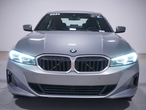 Used 2024 BMW 330i Sedan w/ Convenience Package RWD image 4