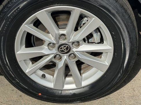 Certified 2025 Toyota Camry LE FWD image 8