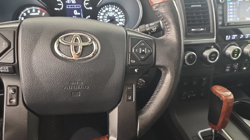 Used 2019 Toyota Sequoia Platinum AWD/4WD image 19