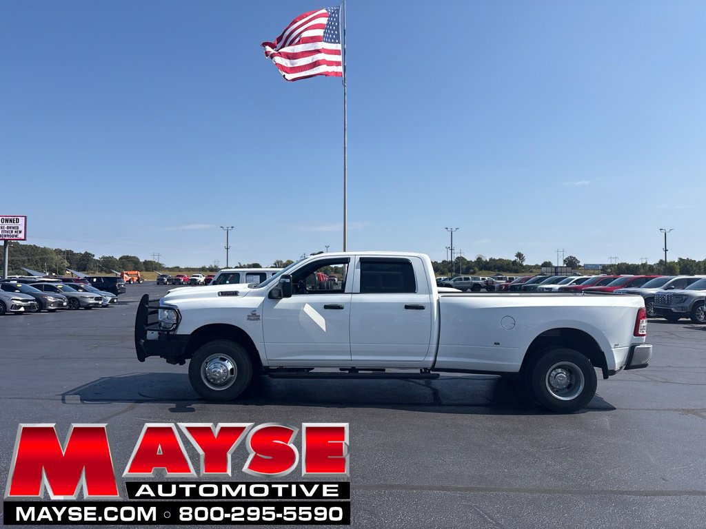 Used 2023 RAM 3500 Tradesman AWD/4WD image 1