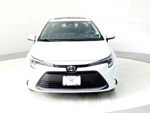 New 2026 Toyota Corolla XLE FWD image 8