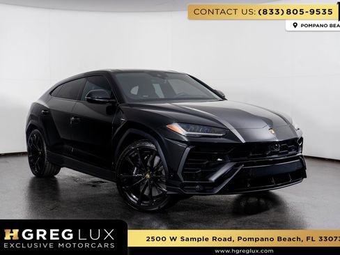Used 2021 Lamborghini Urus image 1