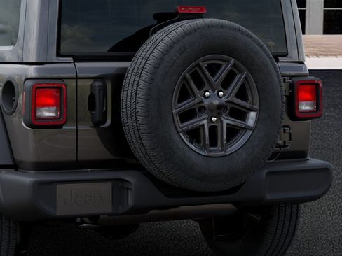 Used 2026 Jeep Wrangler Unlimited Sport AWD/4WD image 13
