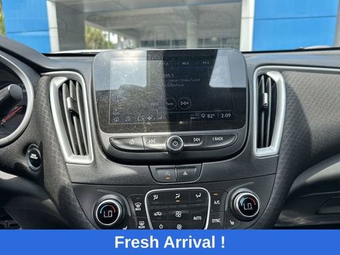 Used 2023 Chevrolet Malibu LT FWD image 25