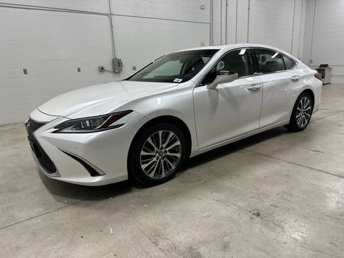 Used 2019 Lexus ES 350 w/ Premium Package FWD image 5