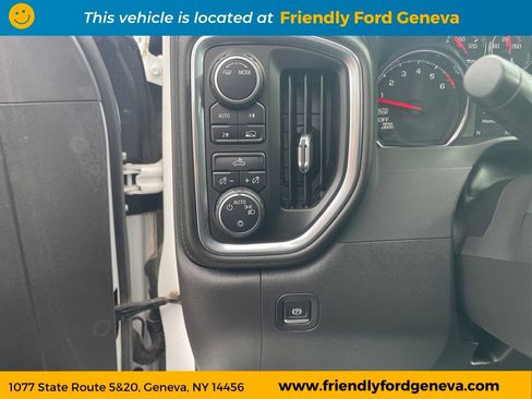 Used 2022 Chevrolet Silverado 1500 LT w/ Bed Protection Package AWD/4WD image 13