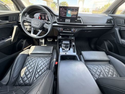Used 2024 Audi SQ5 Prestige image 19