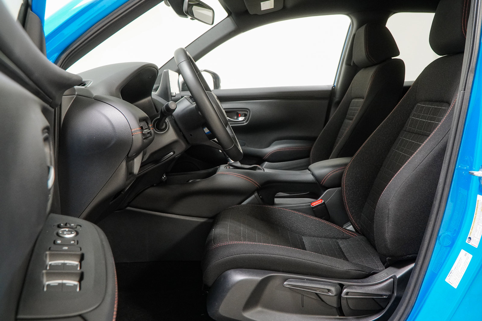 Certified 2026 Honda HR-V Sport image 19