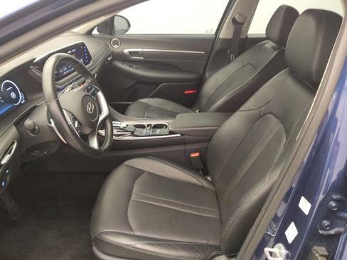 Used 2022 Hyundai Sonata Limited w/ Preferred Accessory Package FWD image 17