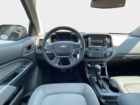 Used 2022 Chevrolet Colorado W/T w/ WT Convenience Package RWD image 11