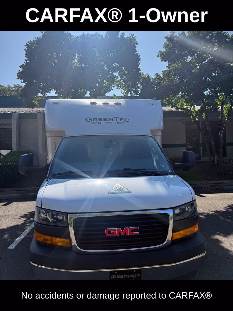 Used 2023 GMC Savana 4500 w/ Power Convenience Package RWD image 2