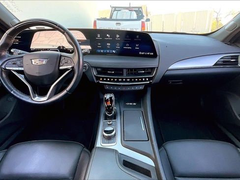 Used 2025 Cadillac CT5 Premium Luxury image 15