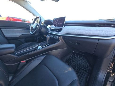 Used 2022 Jeep Compass Latitude image 20